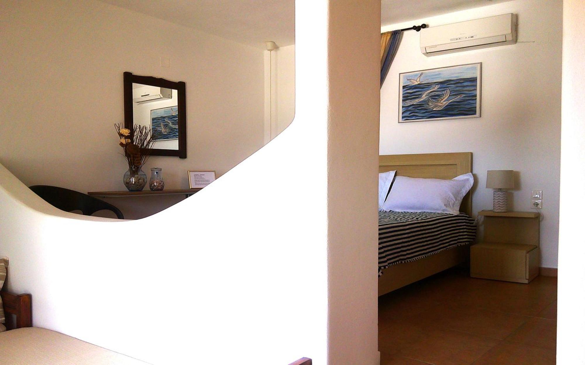 Apartment Agnanti - Sikinos